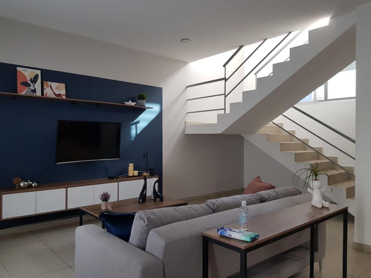 Casa Azul Turquesa Excelente Ubicacion Facturamos Villa กัวดาลาฮารา ภายนอก รูปภาพ